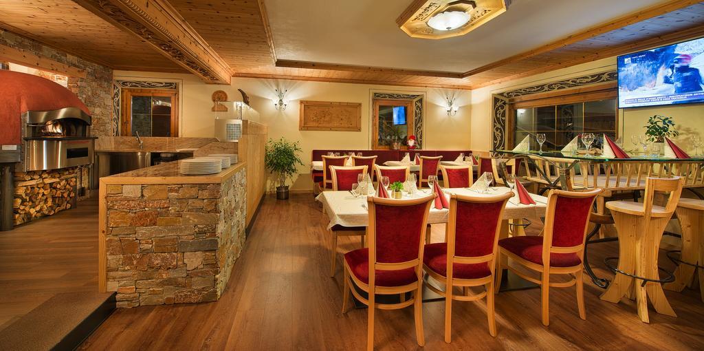 Hotel Duc De Rohan Livigno Exteriör bild